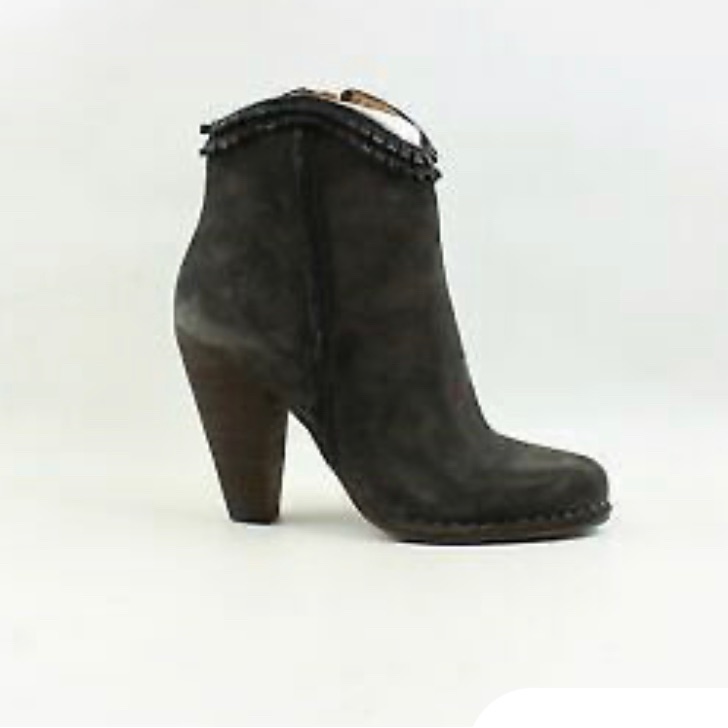 Frye Madeline Trim Short Boot In Grigio (Dark Gray) Size 9m. Comes With Box.
